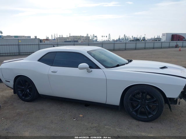 2C3CDZBT5GH209855 Dodge Challenger R/t