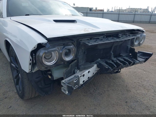 2C3CDZBT5GH209855 Dodge Challenger R/t