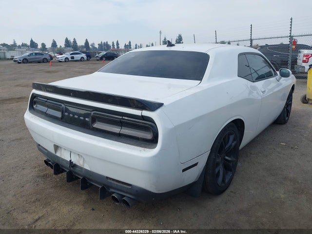 2C3CDZBT5GH209855 Dodge Challenger R/t
