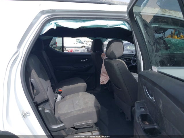 1GNERGKW2PJ156879 Chevrolet Traverse Fwd Lt Cloth
