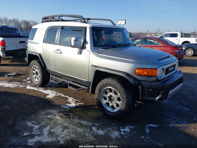 2012 TOYOTA FJ CRUISER JTEBU4BF7CK126303