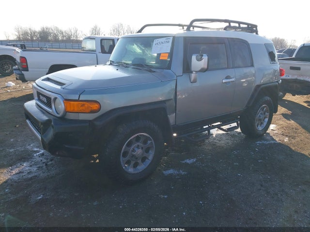 2012 TOYOTA FJ CRUISER JTEBU4BF7CK126303 Photo 1