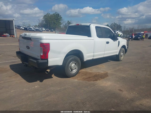 Ford F-250 Xl 2018 1FT7X2A66JEB74572 Image 4