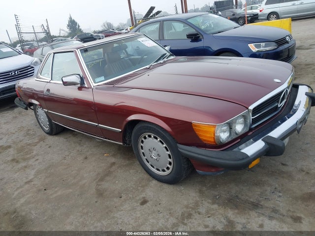 1988 MERCEDES-BENZ 560 WDBBA48D4JA080157