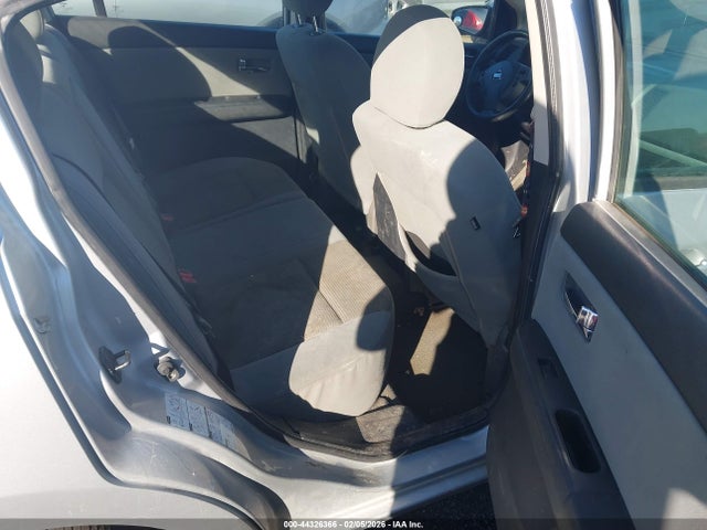 44326366 :رقم المزاد ، 3N1AB6AP3BL640239 vin ، 2011 Nissan Sentra 2.0s مزاد بيع