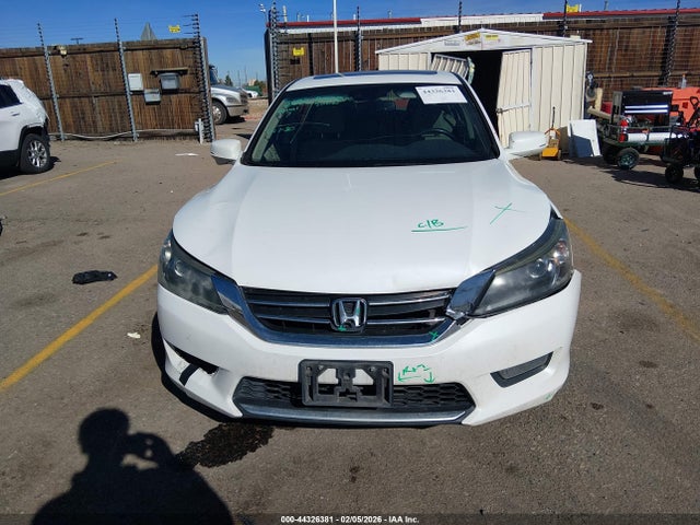 2015 Honda Accord Ex-l მანქანა იყიდება აუქციონზე, vin: 1HGCR2F87FA221739, აუქციონის ნომერი: 44326381