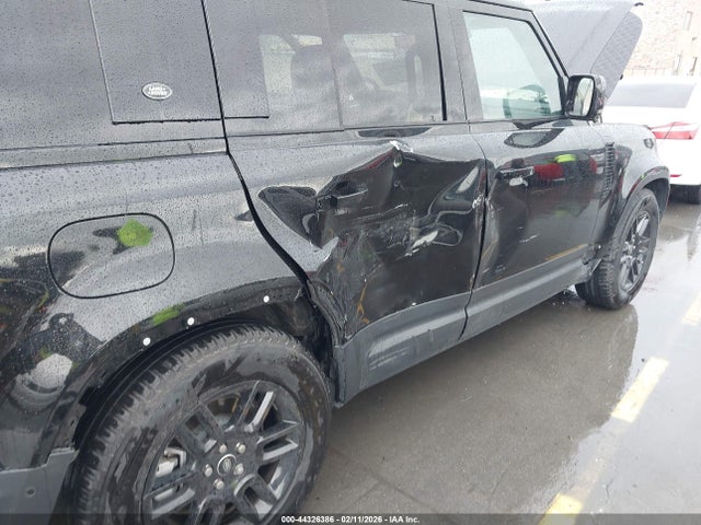 Aukcja sprzedaży 2024 Land Rover Defender 130 P300 S, vin: SALEJFFU8R2311279, numer aukcji: 44326386