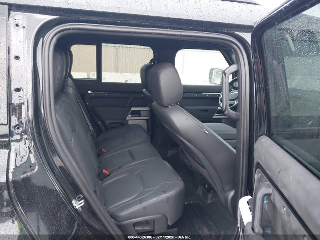 Aukcja sprzedaży 2024 Land Rover Defender 130 P300 S, vin: SALEJFFU8R2311279, numer aukcji: 44326386