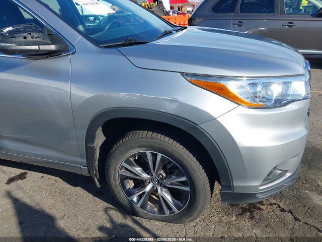 5TDJKRFHXGS313712 Toyota Highlander Xle V6