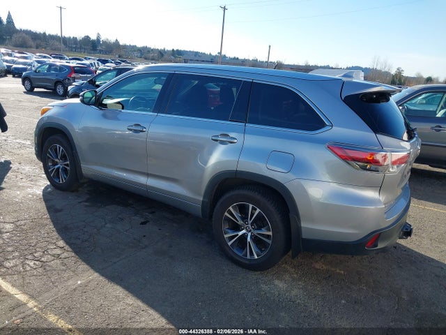 5TDJKRFHXGS313712 Toyota Highlander Xle V6