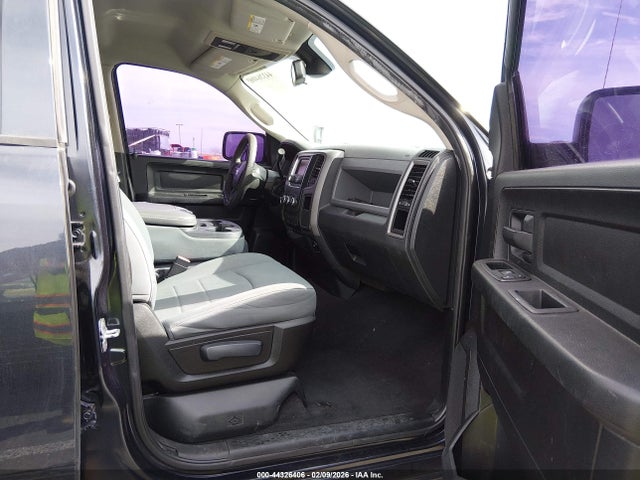 2013 RAM 1500 1C6RR7FT0DS657650 Photo 4