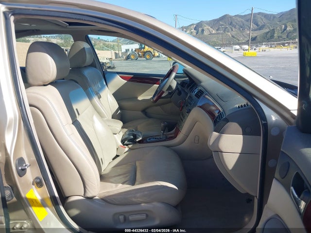 Aukcja sprzedaży 2003 Lexus Es 300, vin: JTHBF30GX30121224, numer aukcji: 44326432