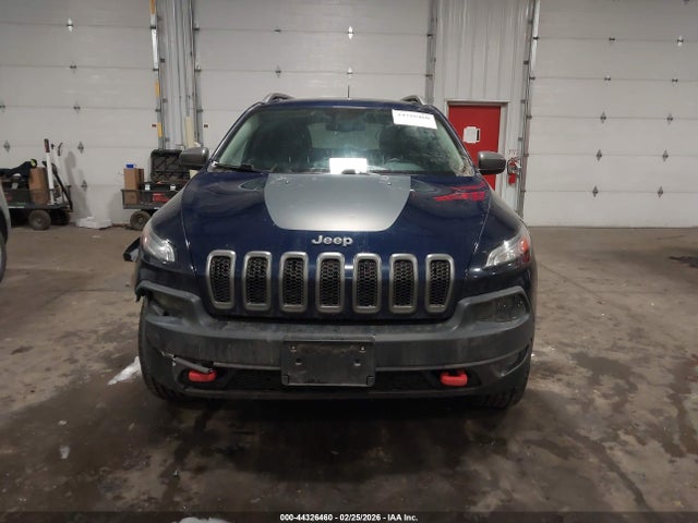 2016 Jeep Cherokee Trailhawk მანქანა იყიდება აუქციონზე, vin: 1C4PJMBS0GW224488, აუქციონის ნომერი: 44326460