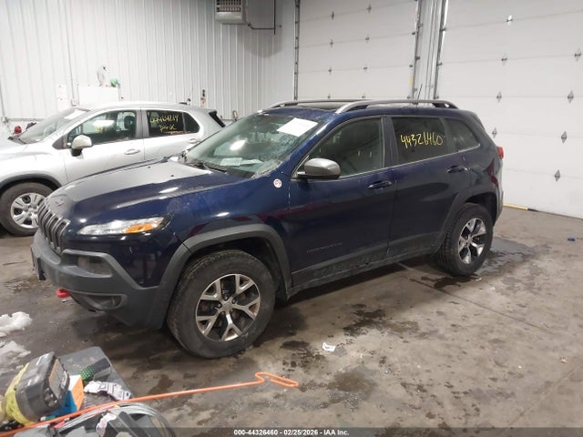 2016 Jeep Cherokee Trailhawk მანქანა იყიდება აუქციონზე, vin: 1C4PJMBS0GW224488, აუქციონის ნომერი: 44326460