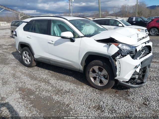 Toyota Rav4 Xle 2021 2T3W1RFV0MC103243 main image