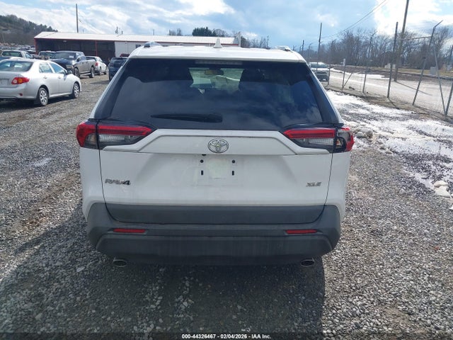 Toyota Rav4 Xle 2021 2T3W1RFV0MC103243 Image 15