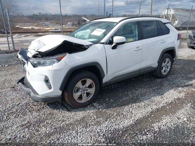 Toyota Rav4 Xle 2021 2T3W1RFV0MC103243 Image 2