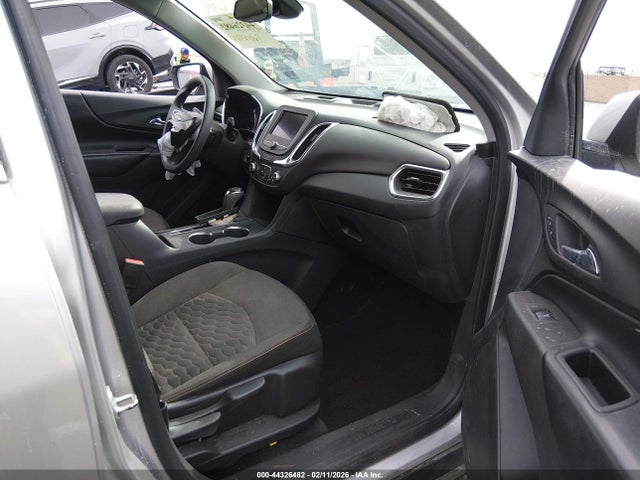 3GNAXUEV2MS102403 Chevrolet Equinox Awd Lt