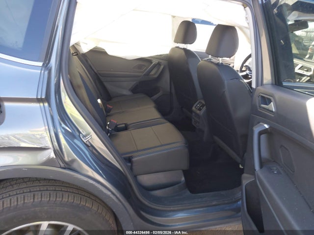 3VV2B7AX1KM189122 Volkswagen Tiguan 2.0t Se/2.0t Sel/2.0t Sel R-line/2.0t Sel R-line Black