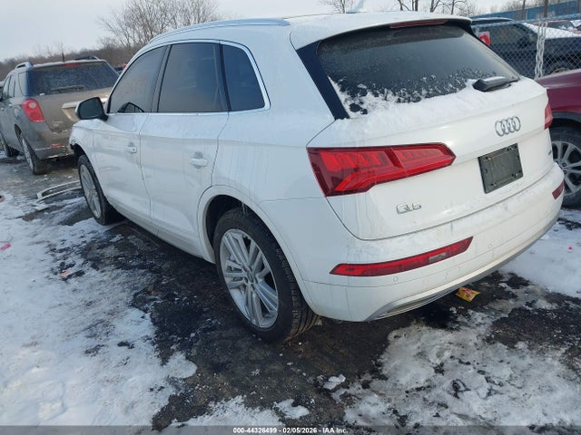 2019 AUDI Q5 WA1BNAFY2K2019728 Photo 2