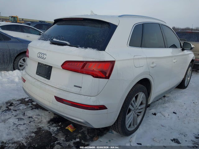 2019 AUDI Q5 WA1BNAFY2K2019728 Photo 3