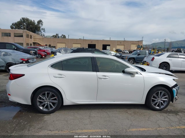Aukcja sprzedaży 2016 Lexus Es 300h, vin: JTHBW1GG6G2101153, numer aukcji: 44326547