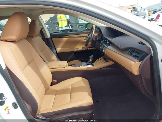 Aukcja sprzedaży 2016 Lexus Es 300h, vin: JTHBW1GG6G2101153, numer aukcji: 44326547