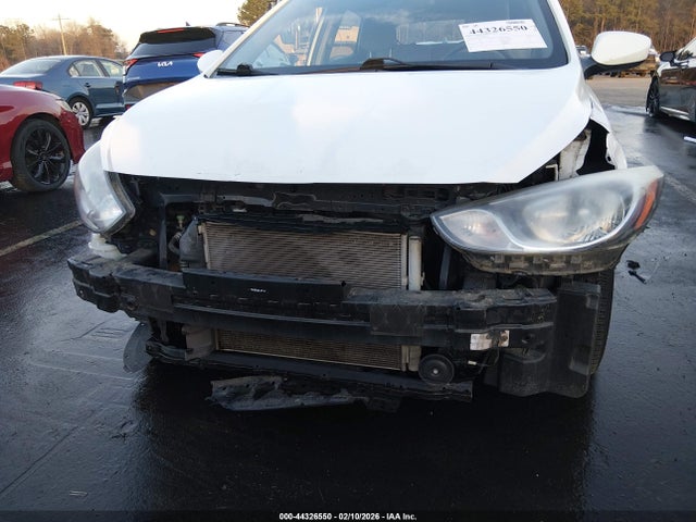 44326550 :رقم المزاد ، KMHCT5AE5DU138185 vin ، 2013 Hyundai Accent Gs مزاد بيع