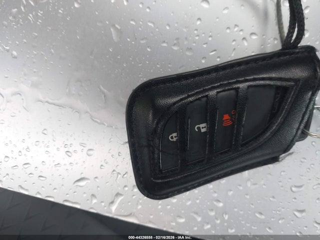 44326558 :رقم المزاد ، JTHX3JBH6N2056212 vin ، 2022 Lexus Ux 200 مزاد بيع