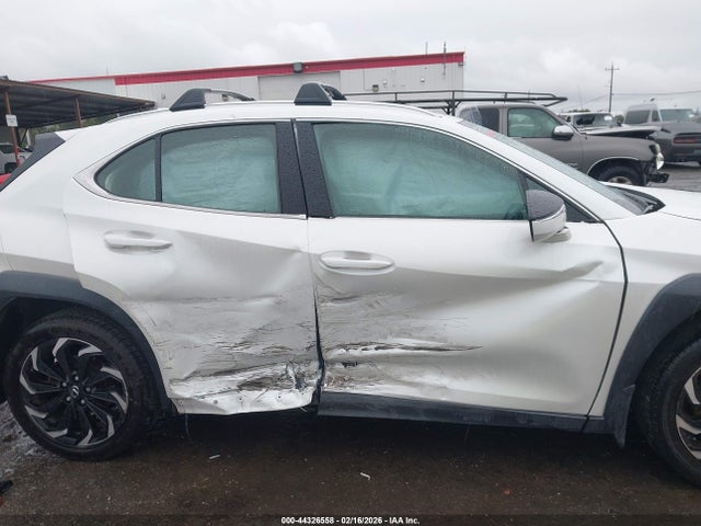 44326558 :رقم المزاد ، JTHX3JBH6N2056212 vin ، 2022 Lexus Ux 200 مزاد بيع
