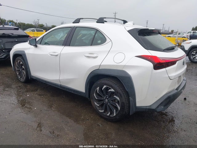 44326558 :رقم المزاد ، JTHX3JBH6N2056212 vin ، 2022 Lexus Ux 200 مزاد بيع