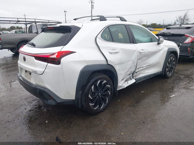 44326558 :رقم المزاد ، JTHX3JBH6N2056212 vin ، 2022 Lexus Ux 200 مزاد بيع