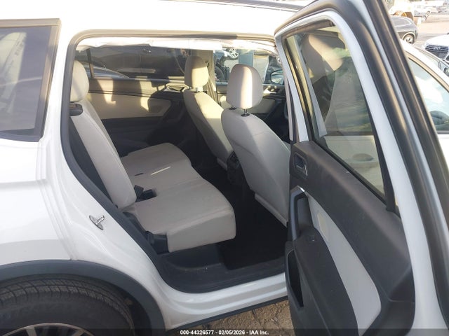 Продажа на аукционе авто 2021 Volkswagen Tiguan 2.0t S, vin: 3VV1B7AX7MM054757, номер лота: 44326577