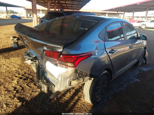 Hyundai ACCENT SE 2018 3KPC24A38JE023106 Image 4