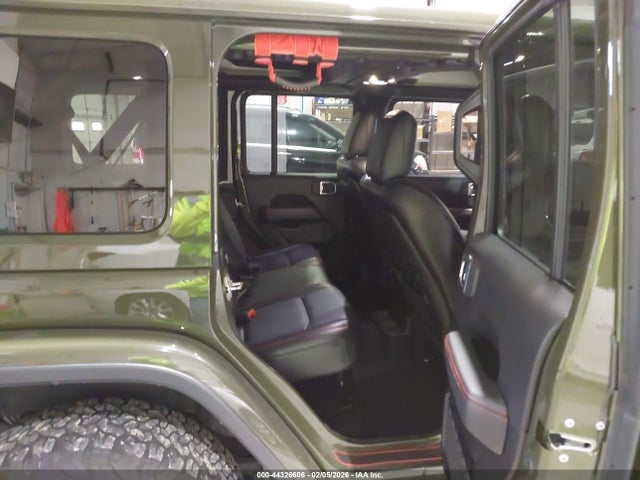 1C4HJXFG3MW569151 Jeep Wrangler Unlimited Rubicon 4x4