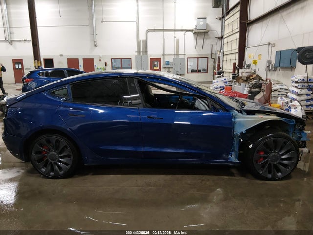 Продаж на аукціоні авто 2022 Tesla Model 3 Performance Dual Motor All-wheel Drive, vin: 5YJ3E1EC8NF270089, номер лоту: 44326636