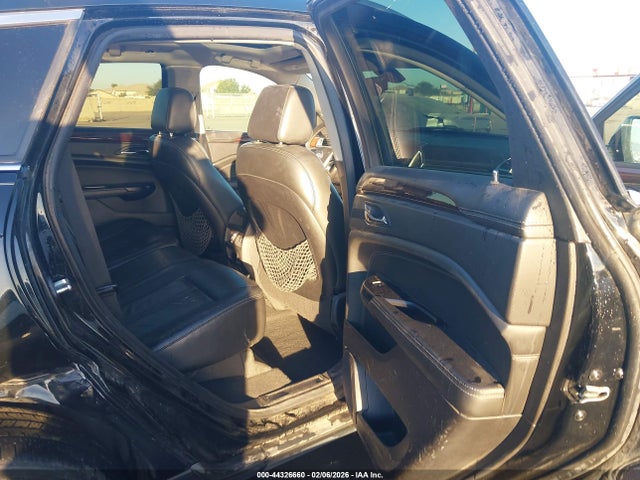 3GYFNCE34FS608910 Cadillac Srx Performance Collection