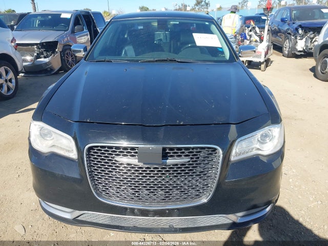 Chrysler 300C 2015 2C3CCAEG7FH779924 Image 12