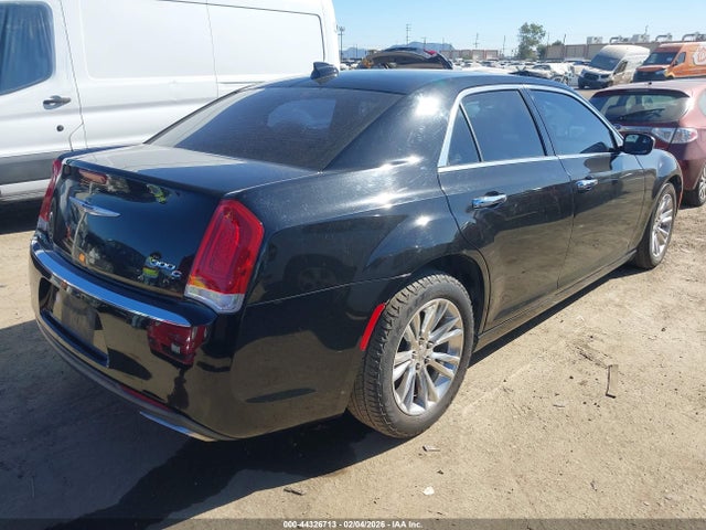 Chrysler 300C 2015 2C3CCAEG7FH779924 Image 4