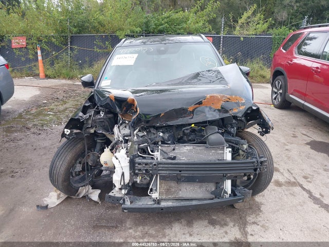44326753 :رقم المزاد ، 3N1CP5DV7PL570329 vin ، 2023 Nissan Kicks Sr Xtronic Cvt مزاد بيع