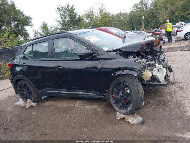 44326753 :رقم المزاد ، 3N1CP5DV7PL570329 vin ، 2023 Nissan Kicks Sr Xtronic Cvt مزاد بيع