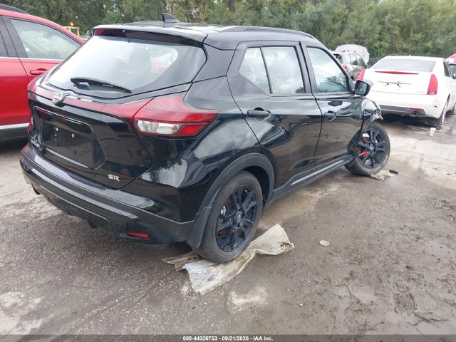 44326753 :رقم المزاد ، 3N1CP5DV7PL570329 vin ، 2023 Nissan Kicks Sr Xtronic Cvt مزاد بيع