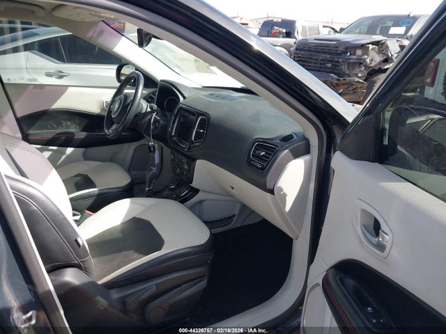 44326757 :رقم المزاد ، 3C4NJDCB4HT616855 vin ، 2017 Jeep New Compass Limited 4x4 مزاد بيع