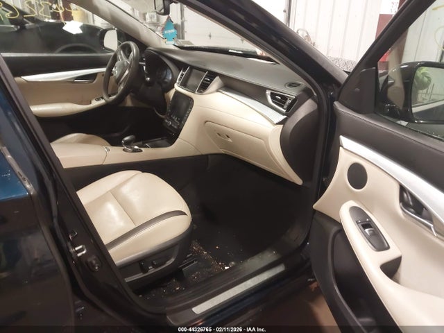 Продажа на аукционе авто 2019 Infiniti Qx50 Essential, vin: 3PCAJ5M37KF141526, номер лота: 44326765