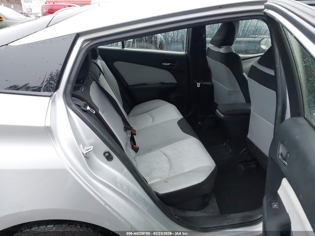 Toyota Prius Two 2016 JTDKBRFUXG3018550 Image 18