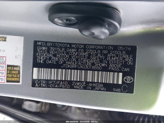 Toyota Prius Two 2016 JTDKBRFUXG3018550 Image 9