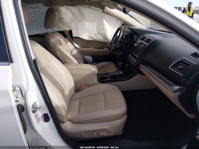 Продажа на аукционе авто 2016 Subaru Legacy 2.5i Limited, vin: 4S3BNAN61G3037578, номер лота: 44326788