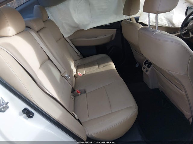 Продажа на аукционе авто 2016 Subaru Legacy 2.5i Limited, vin: 4S3BNAN61G3037578, номер лота: 44326788