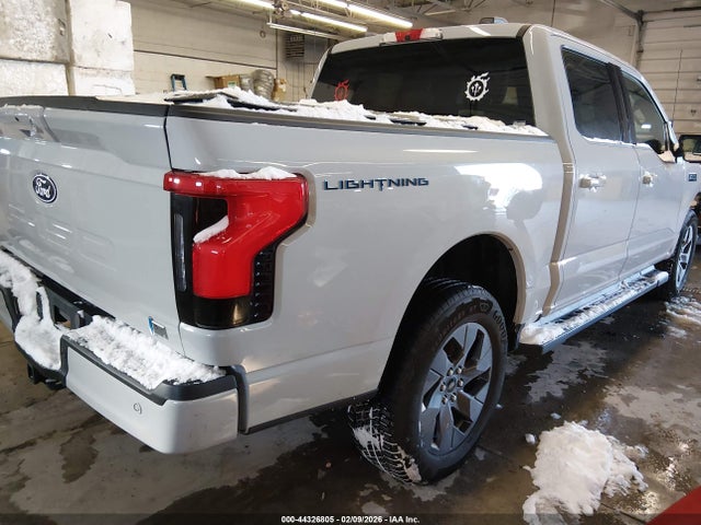 2024 FORD F-150 LIGHTNING 1FT6W3L77RWG01693 Photo 3