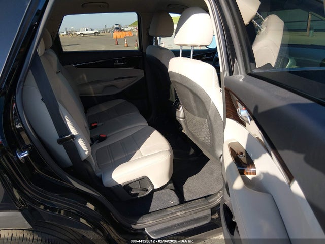 5XYPG4A32KG596543 KIA Sorento 2.4l Lx